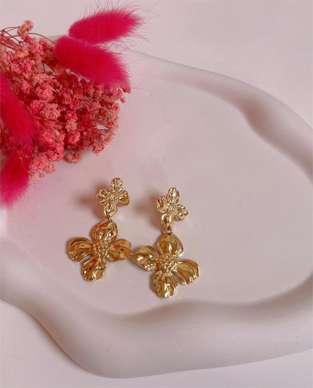 Boucle Flowers